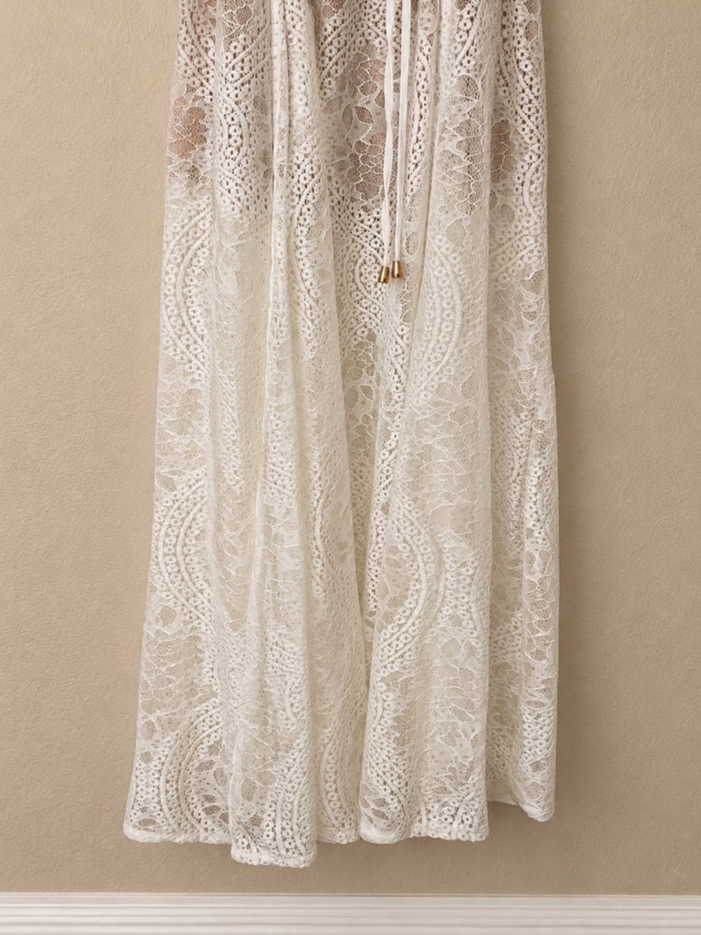 Selfie Leslie Palm Springs Lace Overlay Maxi Dress White AU 14 US XL Romantic - Picture 7 of 12